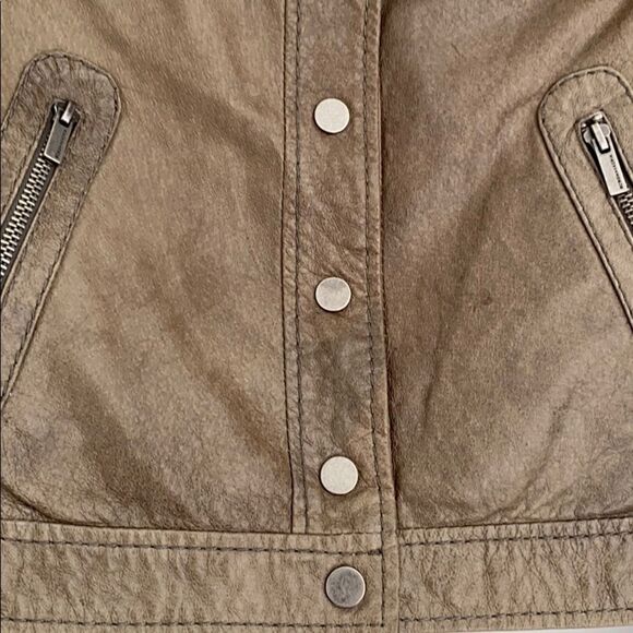 BCBGMAXAZARIA leather Snap Collar Moto Bomber Jacket Small EUC - Picture 14 of 15